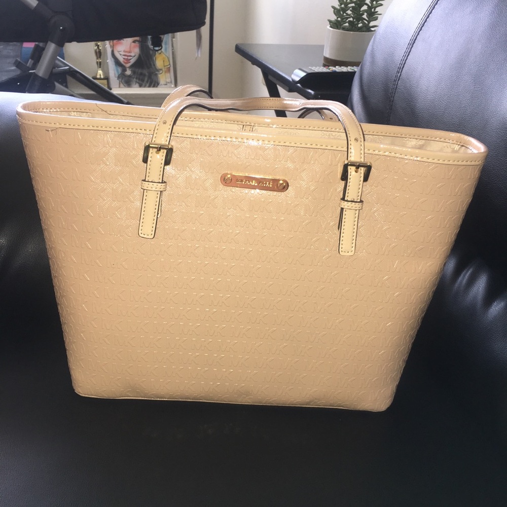 Rose pink Michael Kors purse